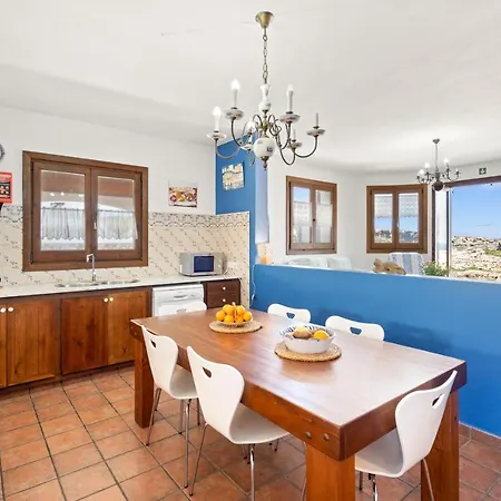 Binizzy Villa Cala Morell